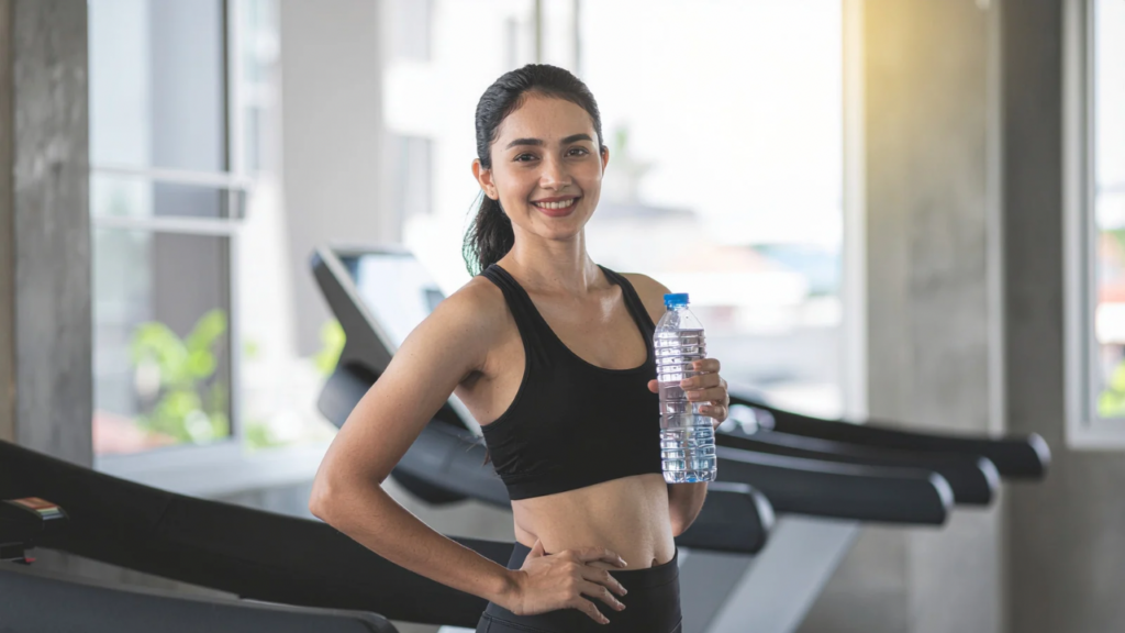 トレッドミルと女性