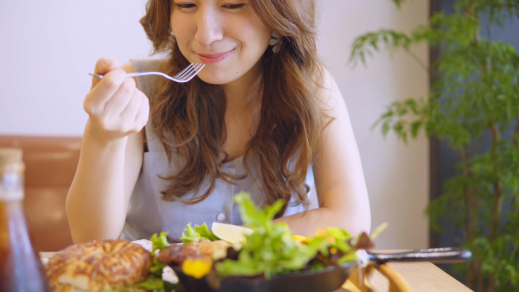 朝食